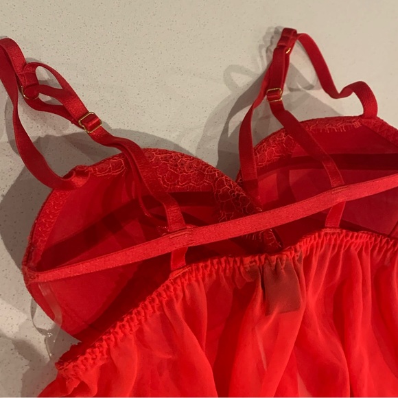 Victoria's Secret Tie-Front Babydoll Lingerie - Picture 5 of 8